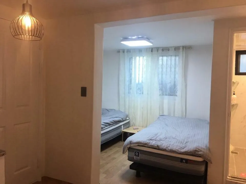 Hotel Nana House Seúl Pensión